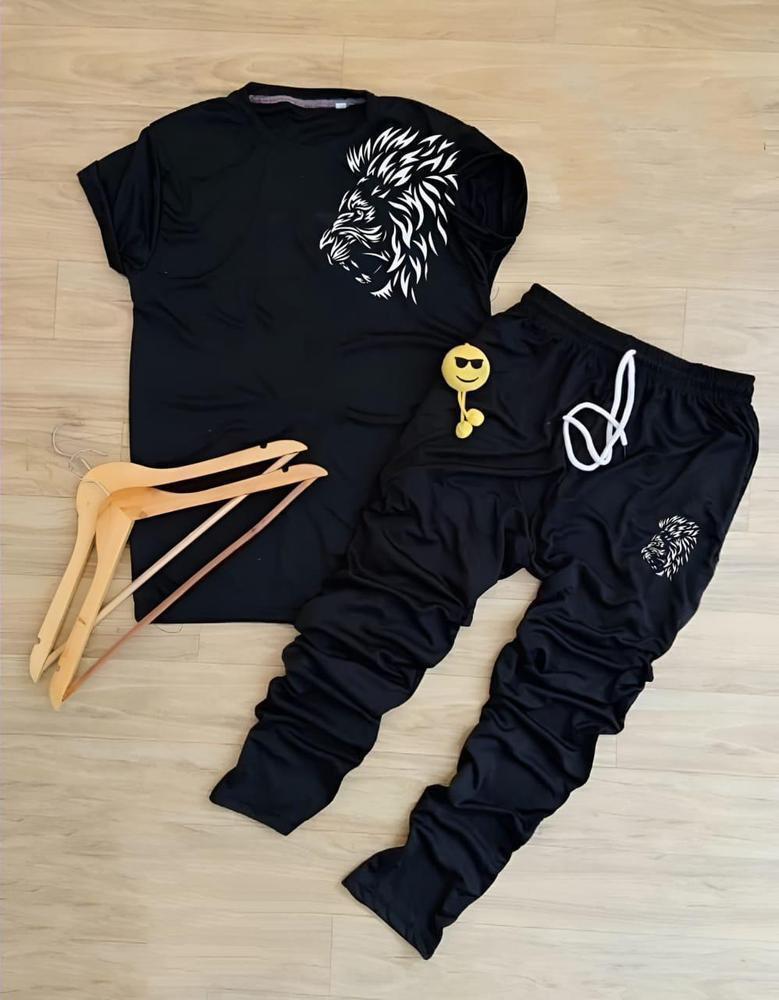TRENDY STRACKSUITS FOR MENS