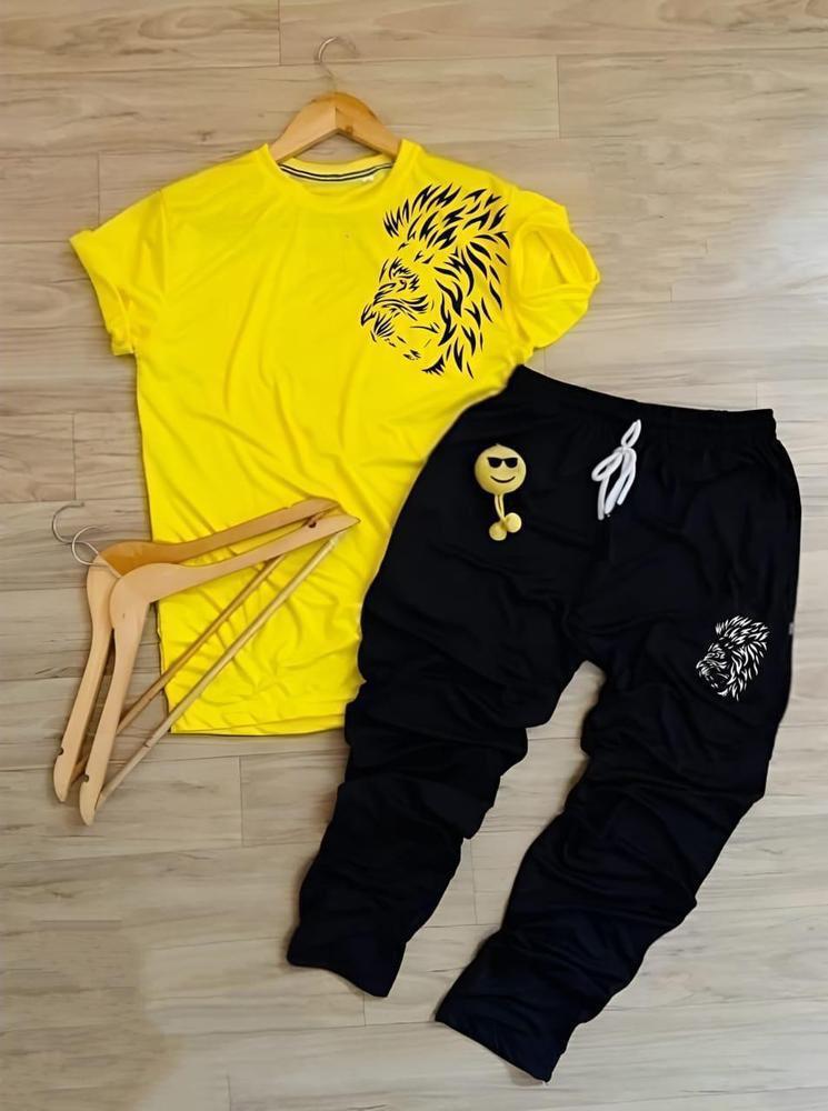 TRENDY STRACKSUITS FOR MENS